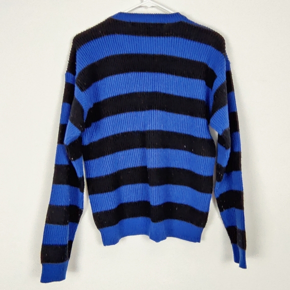Entourage Women's Striped Crew Neck Sweater Size Large Purple Black Goth - Picture 3 of 6